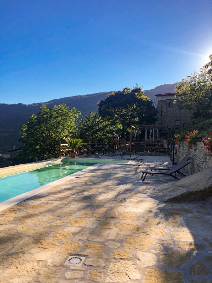 Agriturismo Casa Turchetti Comano  Exteriör bild