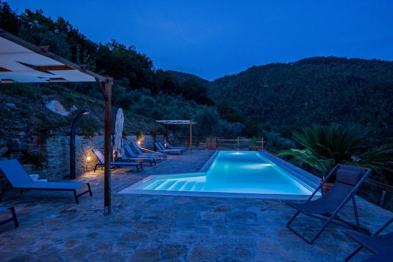 Agriturismo Casa Turchetti Comano  Exteriör bild