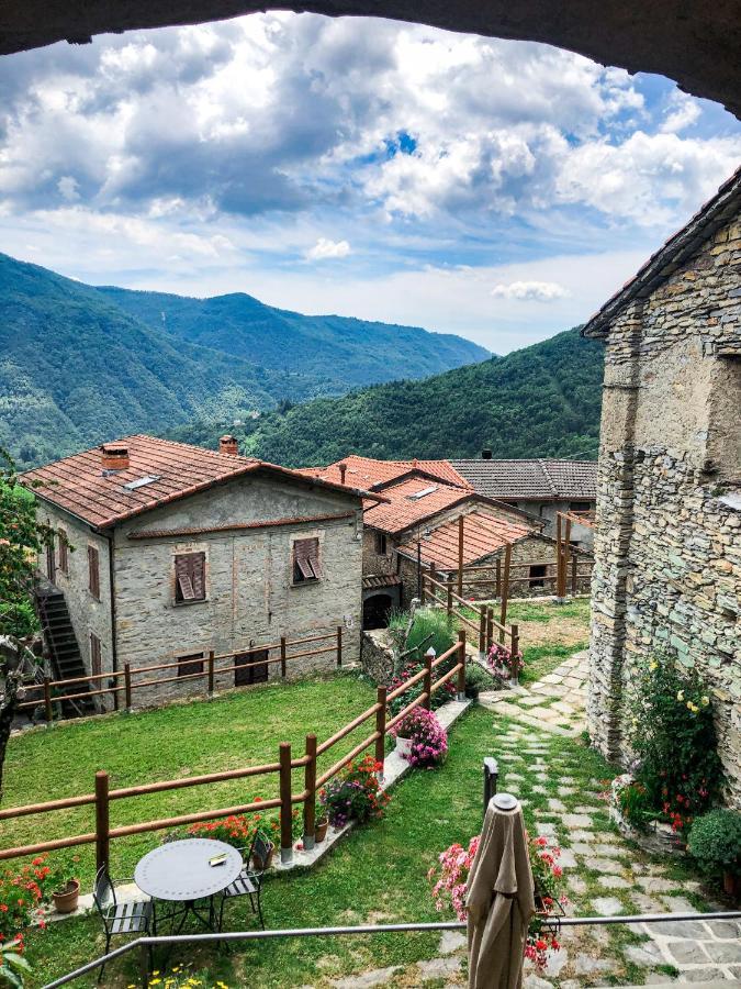 Agriturismo Casa Turchetti Comano  Exteriör bild